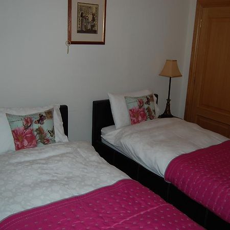 Lomond Castle Apartment Balloch Habitación foto